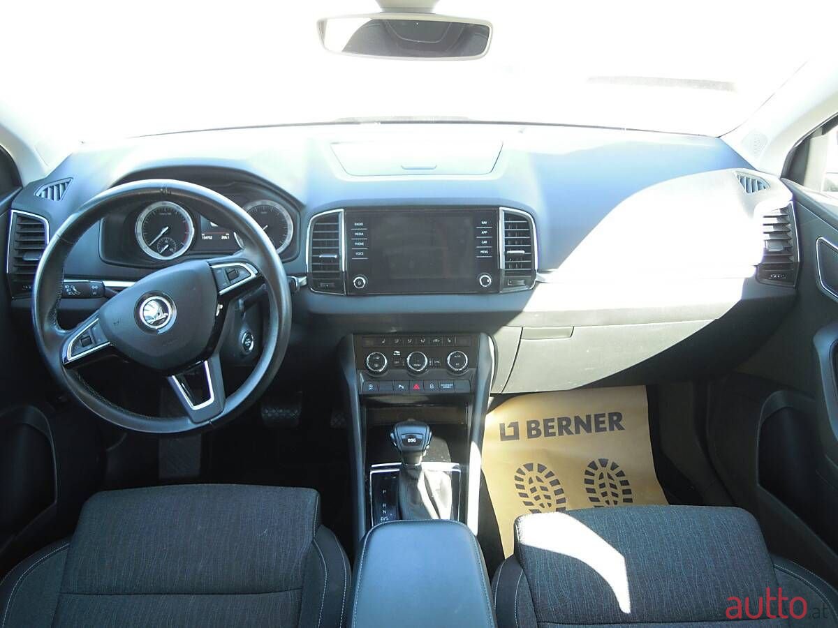 2019' Skoda Karoq photo #5