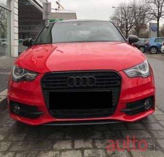 2012' Audi A1 photo #1