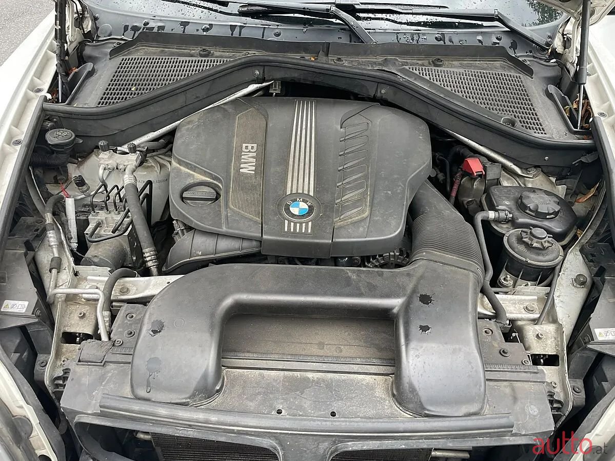 2012' BMW X5 photo #4