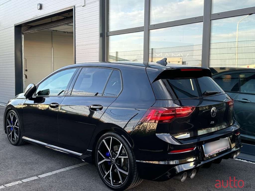 2022' Volkswagen Golf photo #4