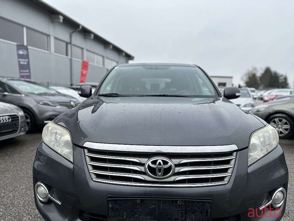 2010' Toyota RAV4 photo #3