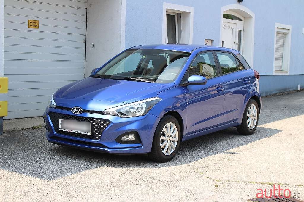 2009' Hyundai i20 photo #3