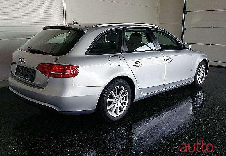 2015' Audi A4 photo #1