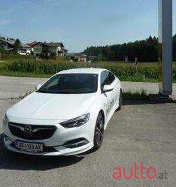2017' Opel Insignia photo #3