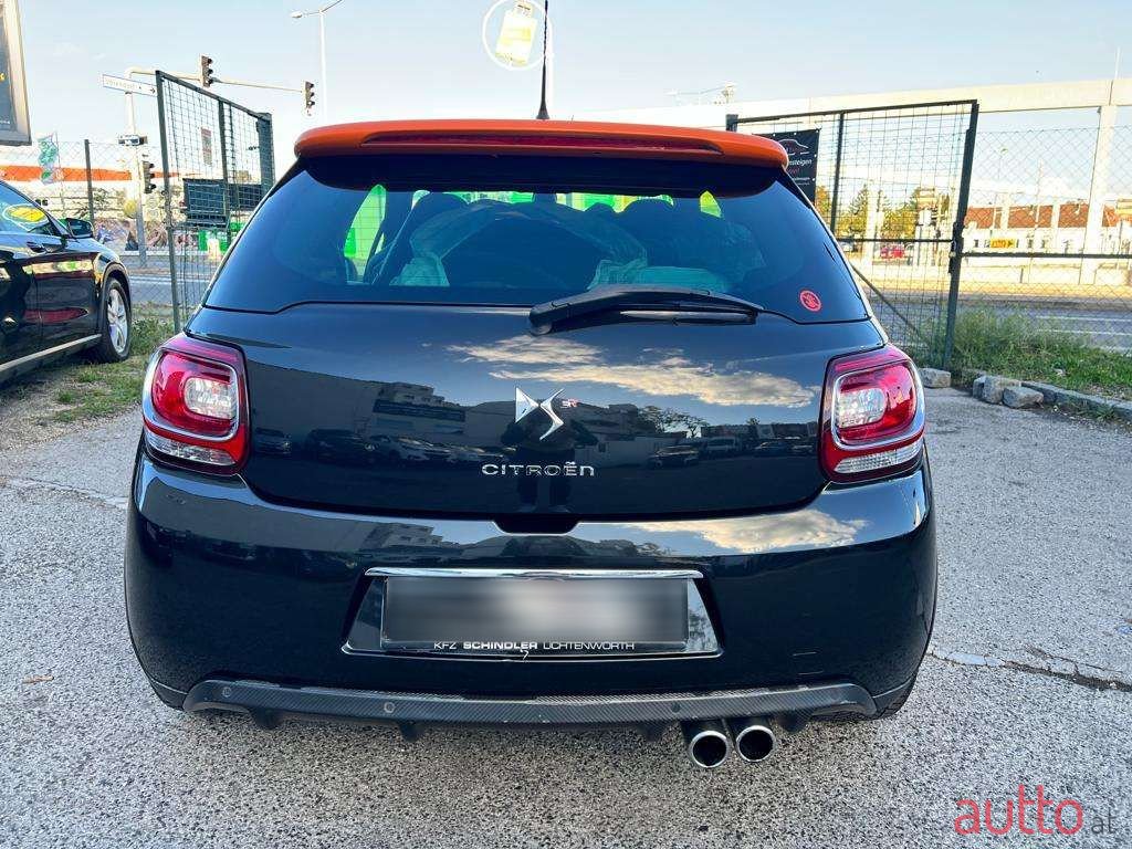 2011' Citroen DS3 photo #5