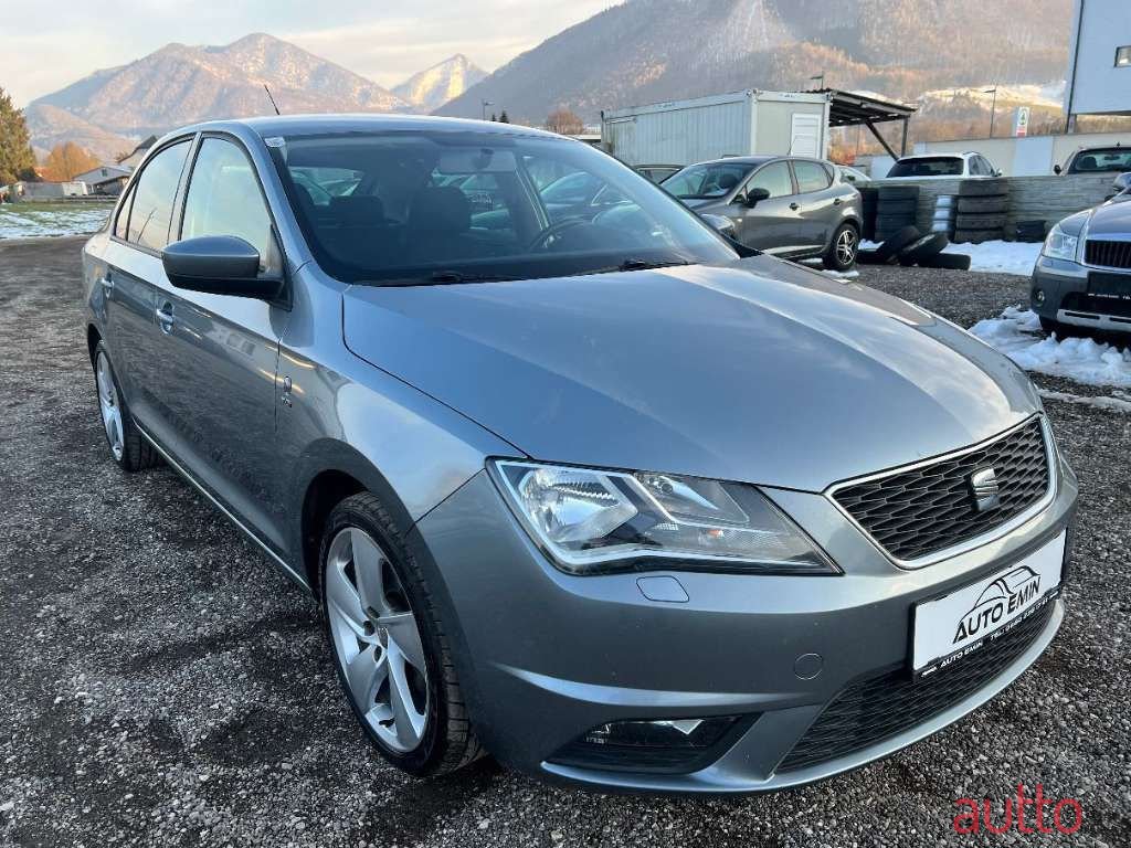 2013' SEAT Toledo photo #2