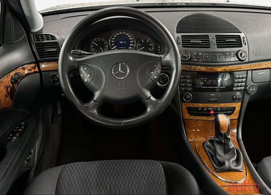 2003' Mercedes-Benz E-Klasse photo #3