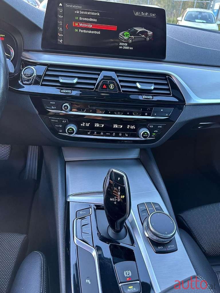2017' BMW 5Er-Reihe photo #6