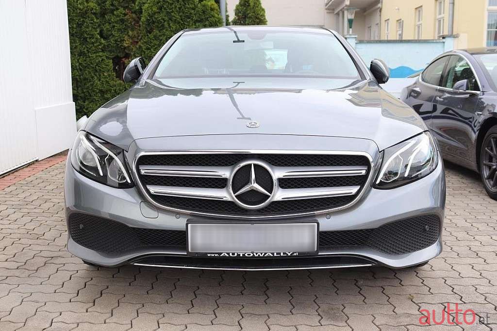 2018' Mercedes-Benz E-Klasse photo #5
