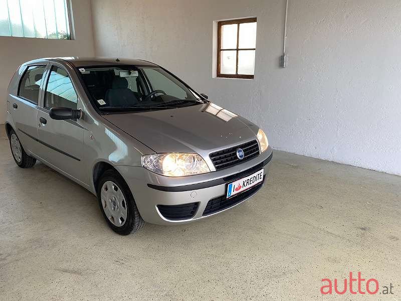 2004' Fiat Punto photo #1