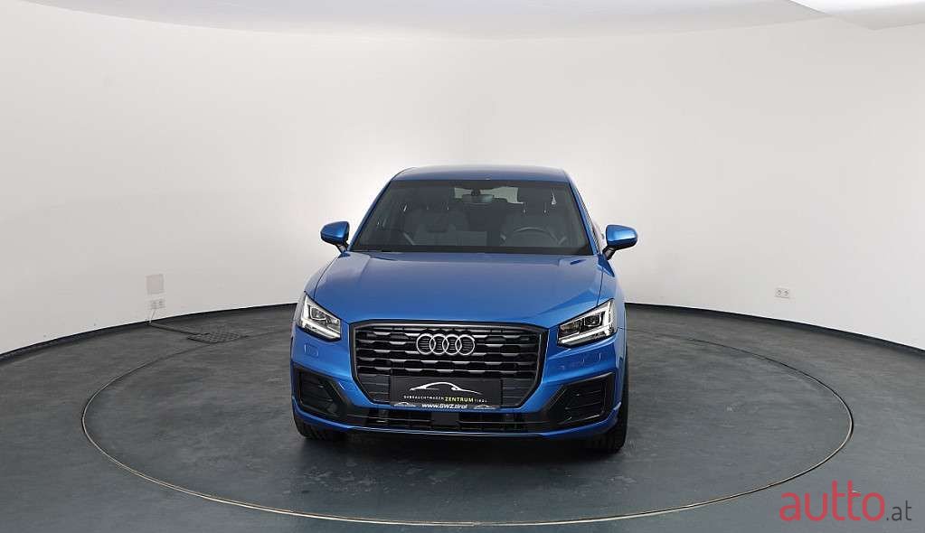 2018' Audi Q2 photo #2