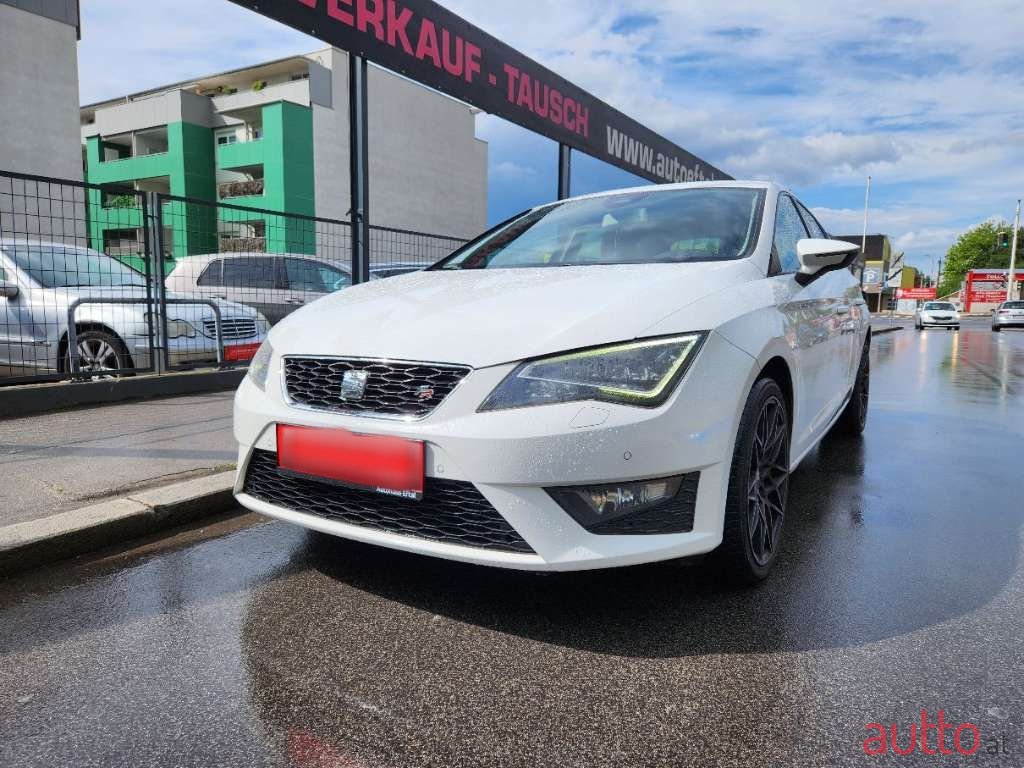 2013' SEAT Leon photo #1