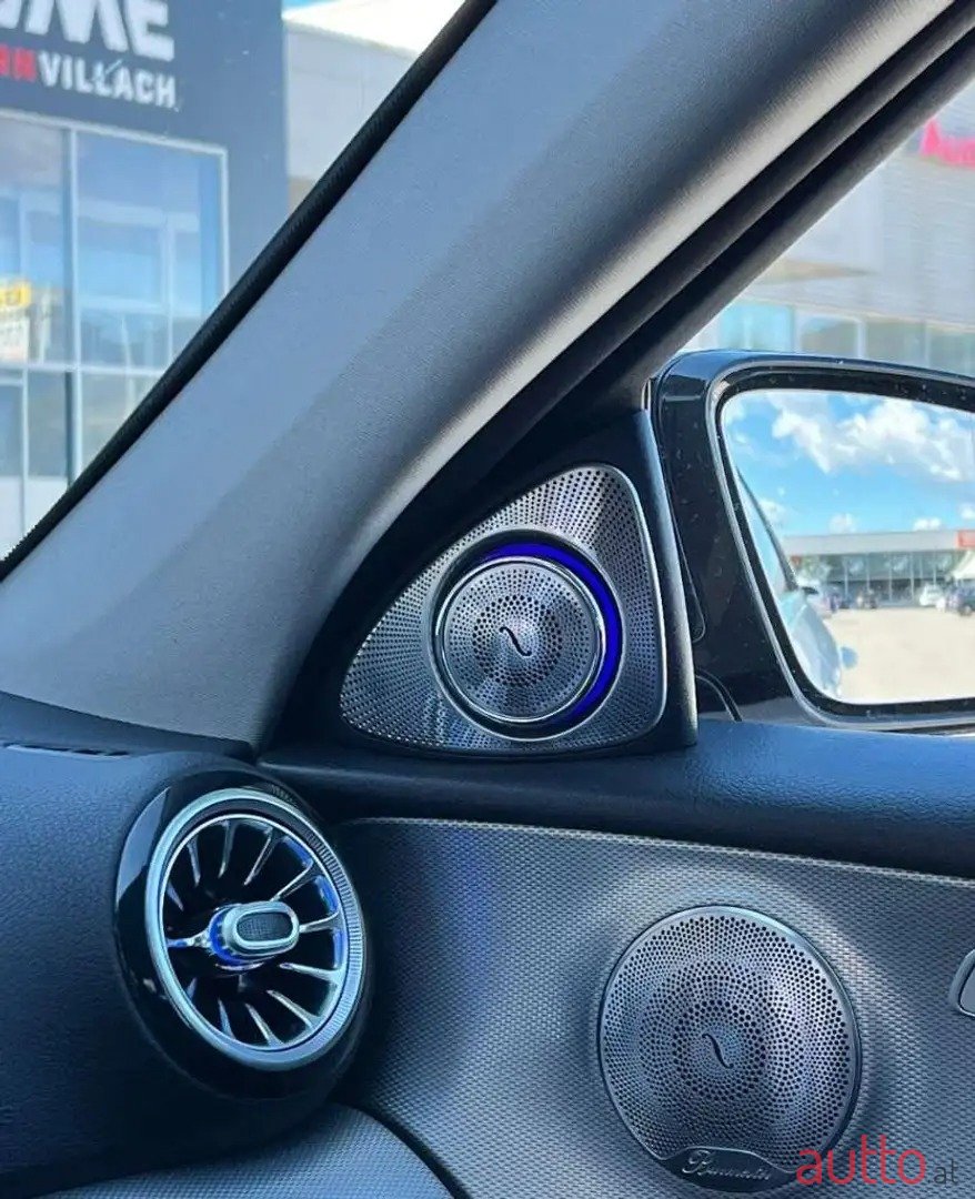 2017' Mercedes-Benz E 200 photo #7