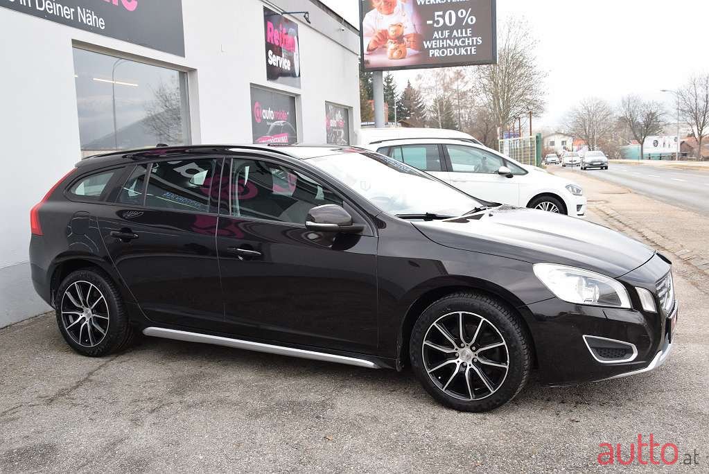 2012' Volvo V60 photo #4