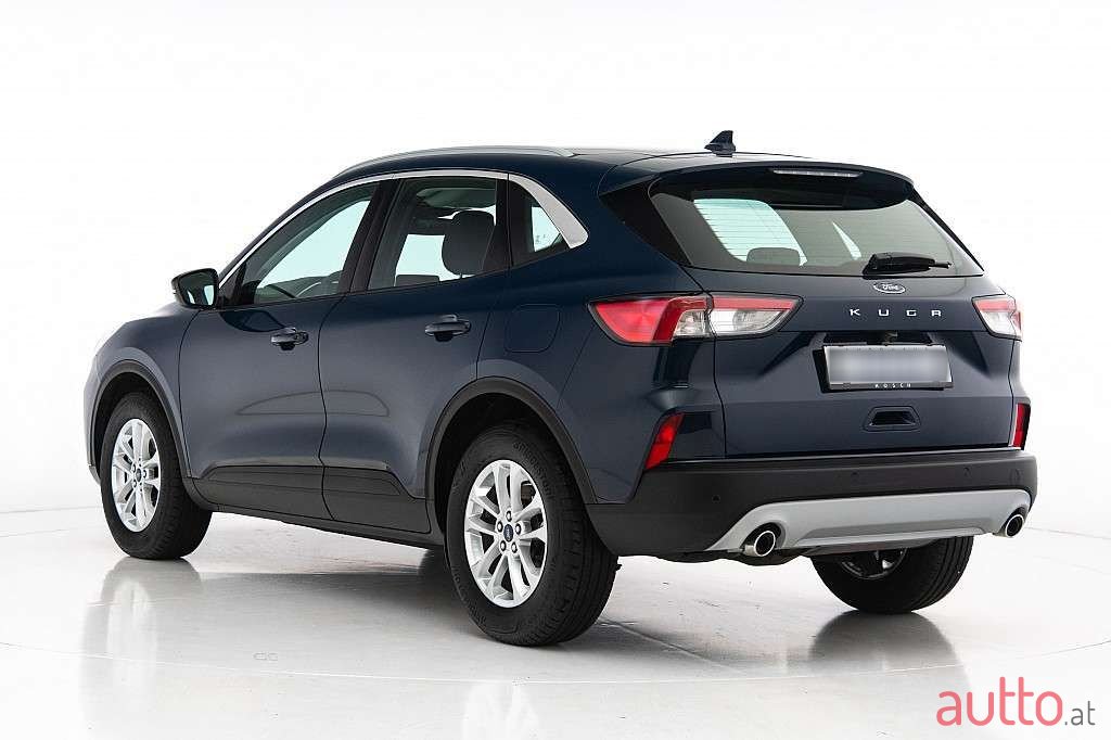 2022' Ford Kuga photo #3