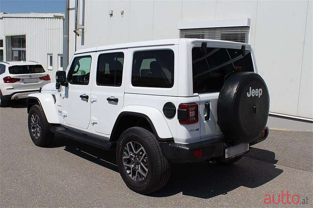 2021' Jeep Wrangler photo #5