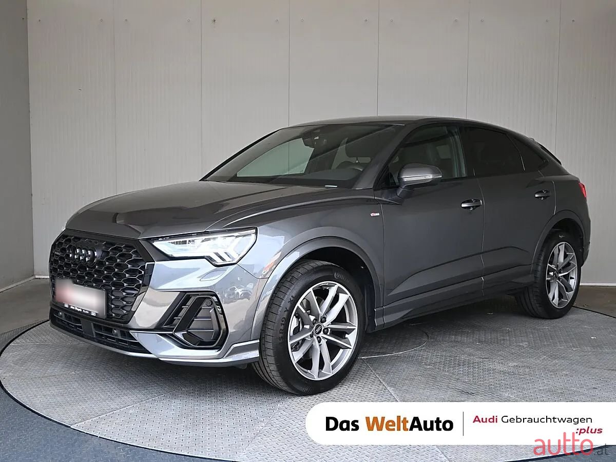 2022' Audi Q3 photo #1