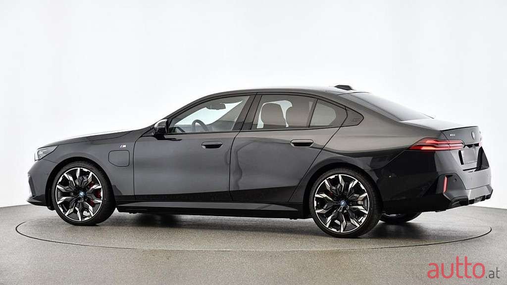 2024' BMW 5Er-Reihe photo #2