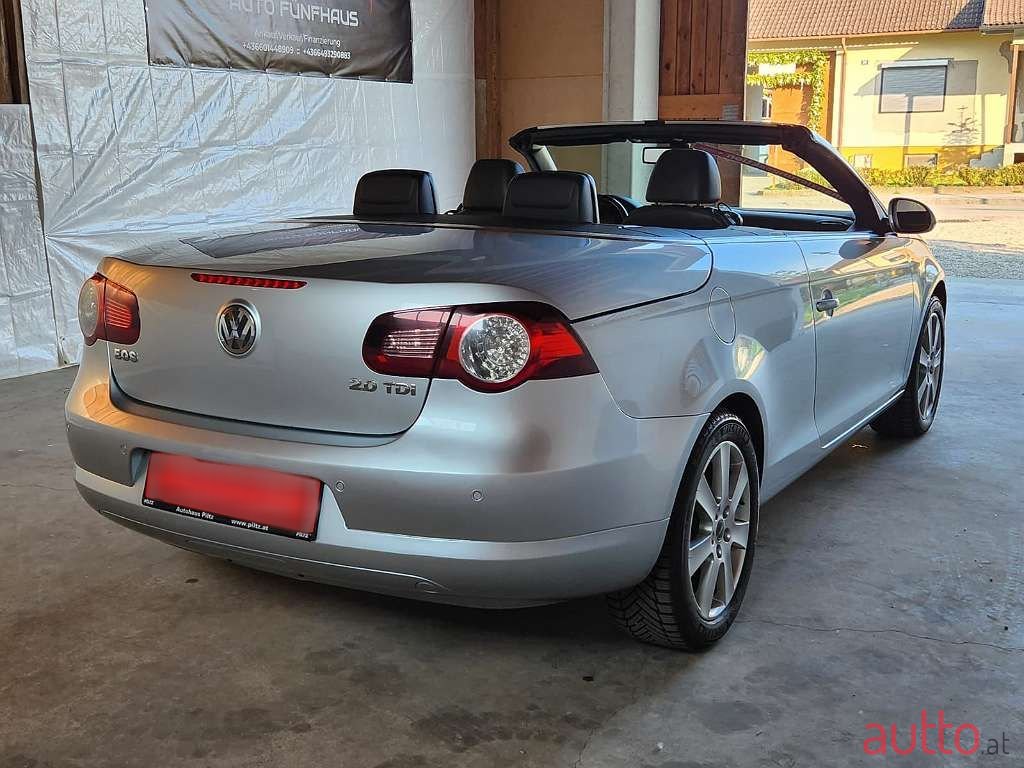 2009' Volkswagen Eos photo #4