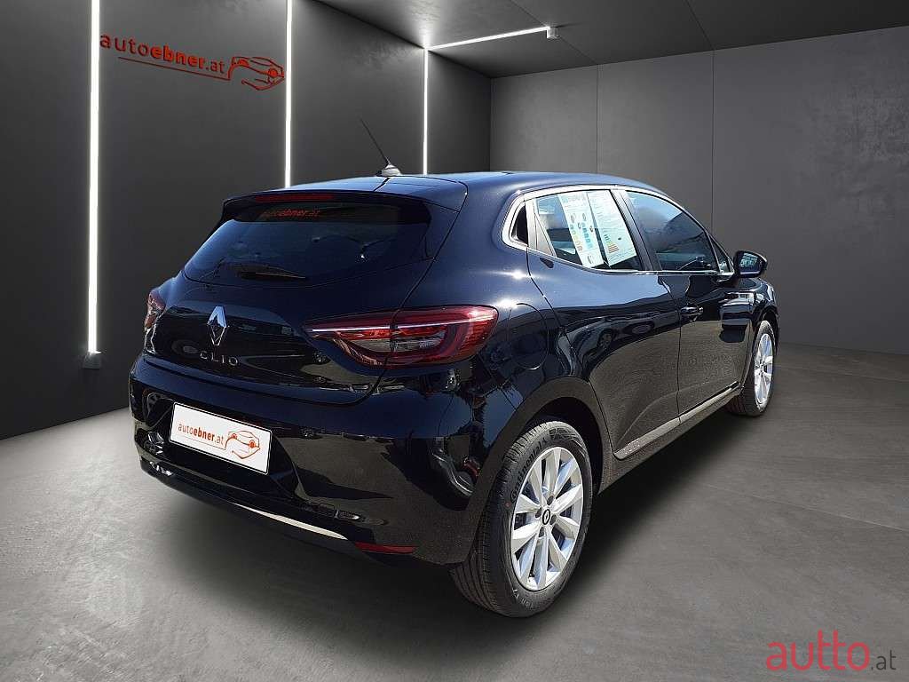 2022' Renault Clio photo #4