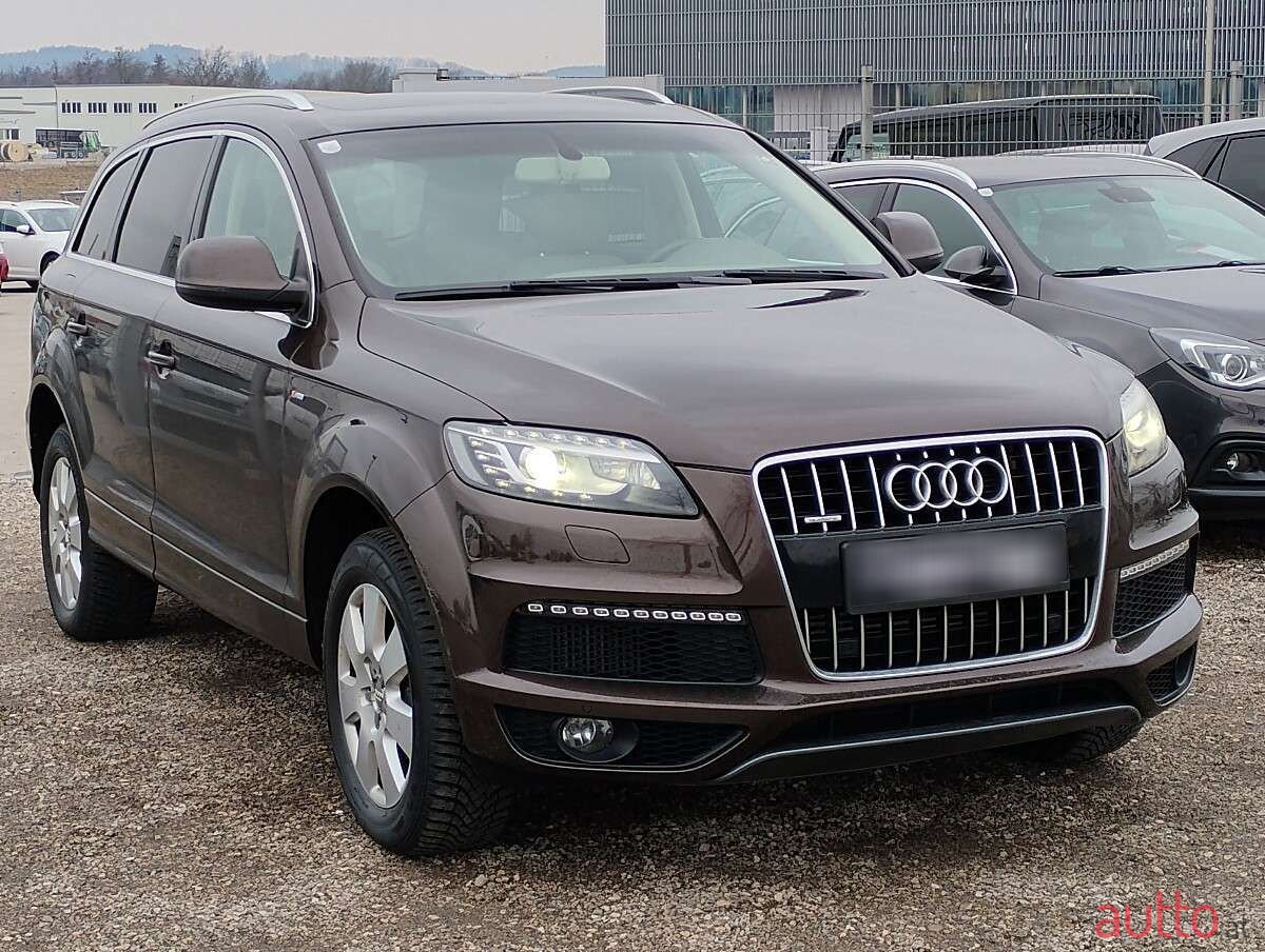 2011' Audi Q7 photo #3
