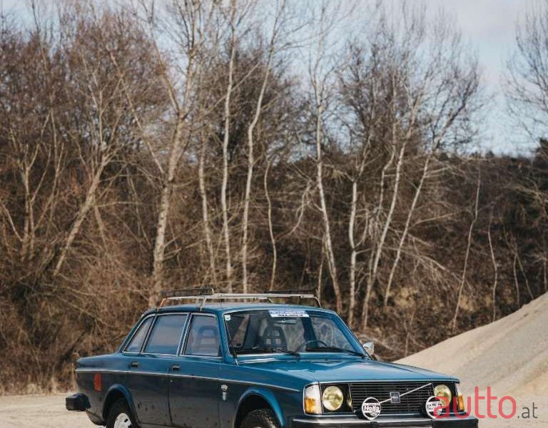 1975' Volvo Serie 200 photo #2