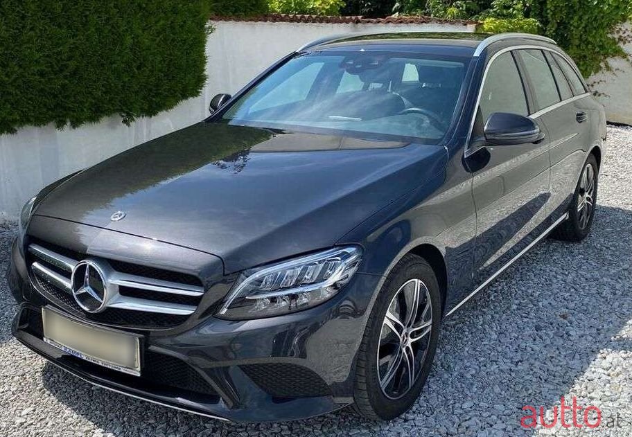 2020' Mercedes-Benz C-Klasse photo #1