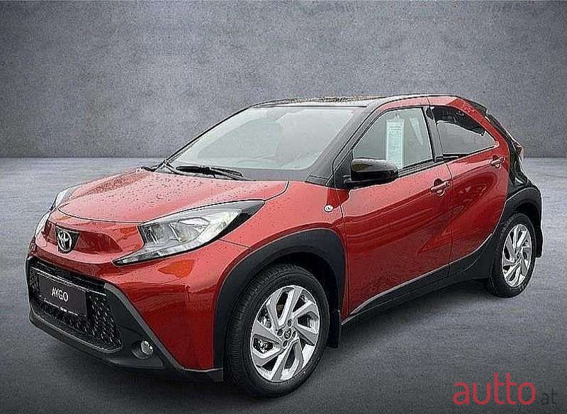 2022' Toyota Aygo photo #1