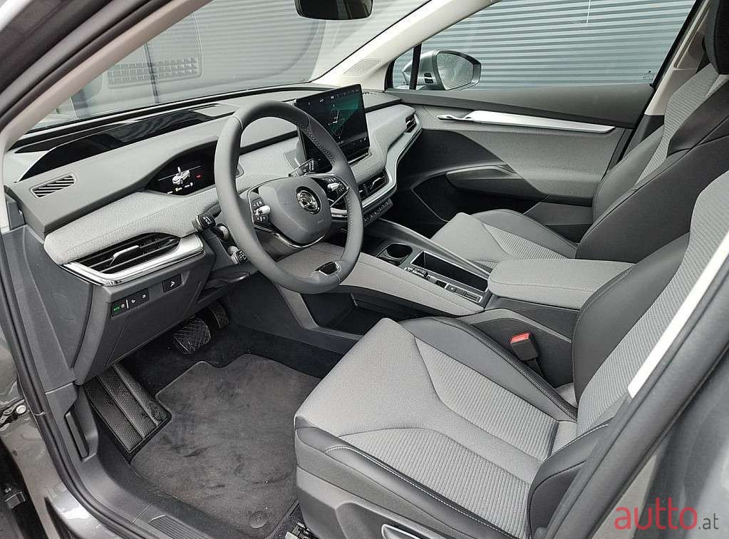2023' Skoda Enyaq photo #5