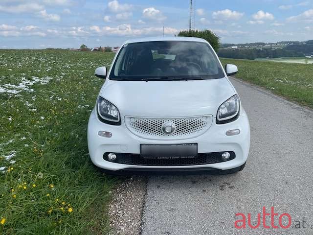 2016' Smart Forfour photo #2