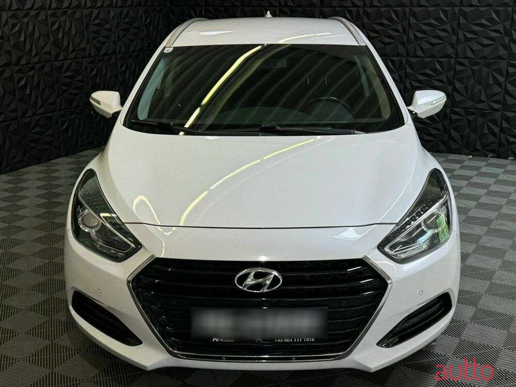 2017' Hyundai i40 photo #2