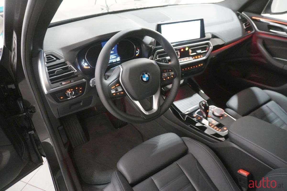 2022' BMW X3 photo #6