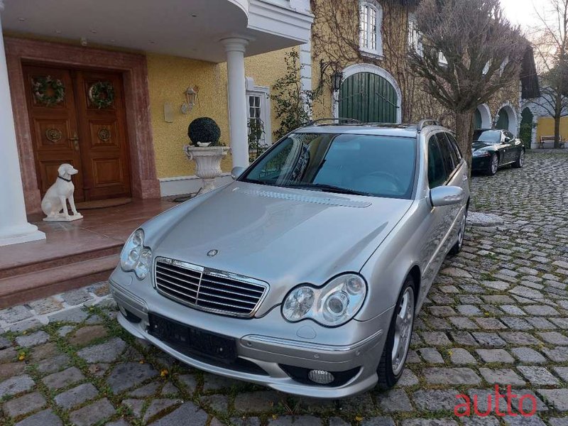 2001' Mercedes-Benz C-Klasse photo #3