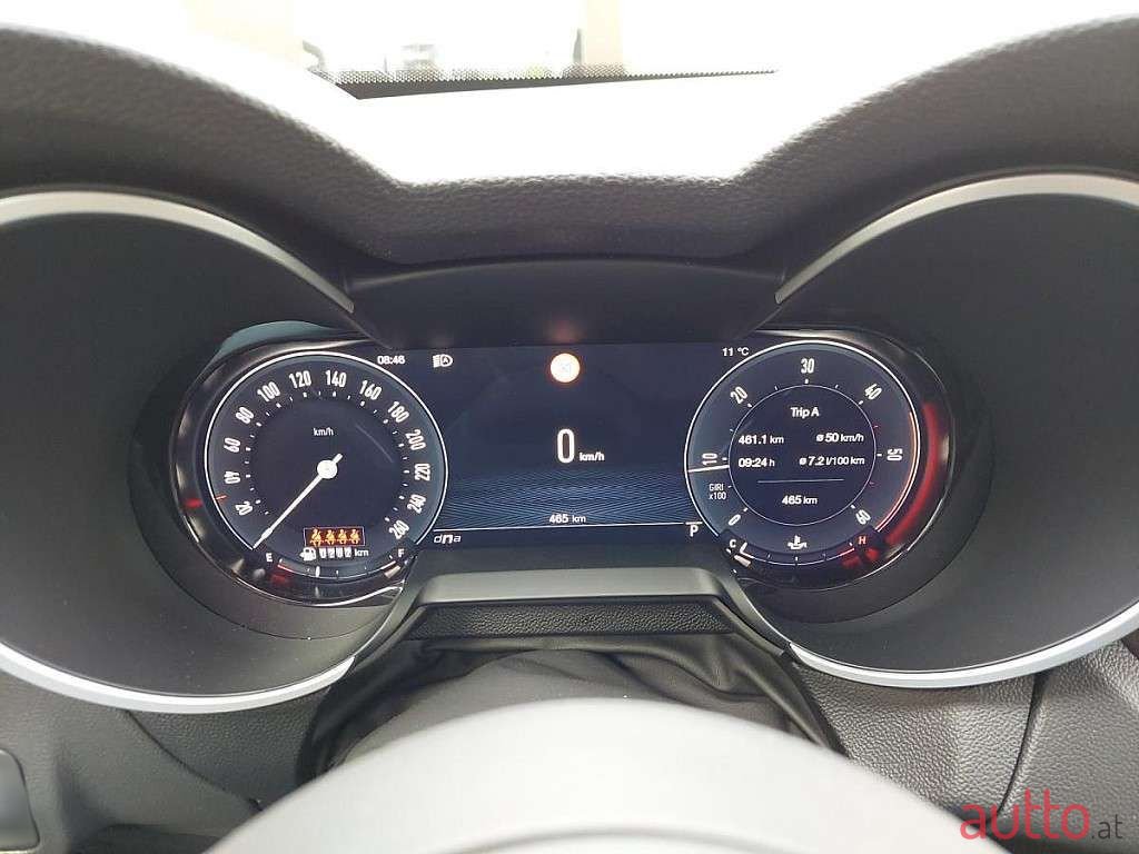 2024' Alfa Romeo Stelvio photo #5