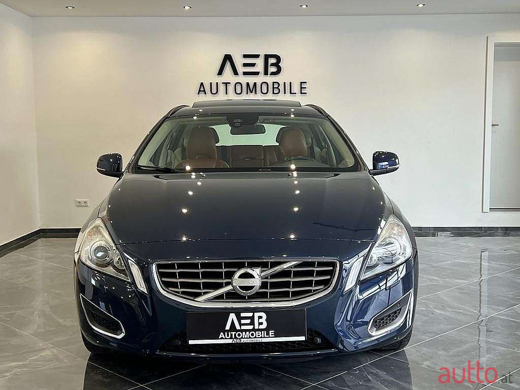 2013' Volvo V60 photo #2