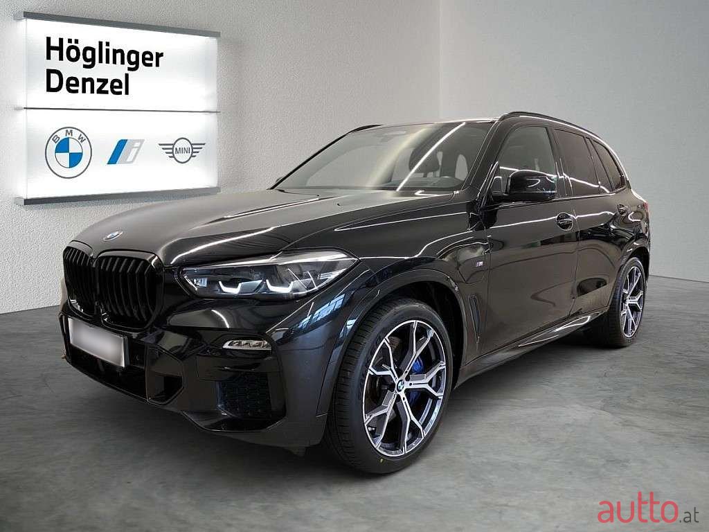 2021' BMW X5 photo #2