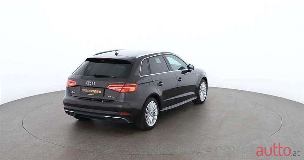 2017' Audi A3 photo #3