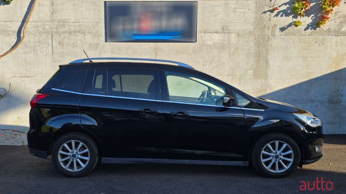 2019' Ford C-MAX photo #4