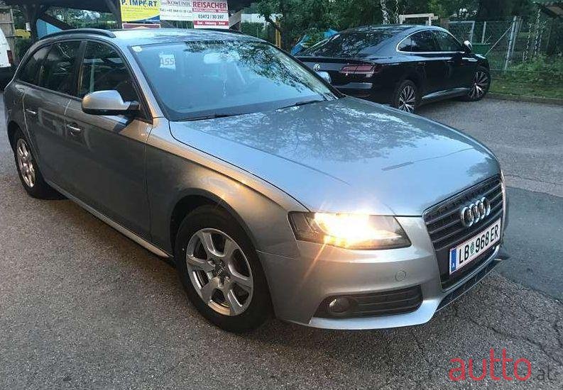 2010' Audi A4 photo #1