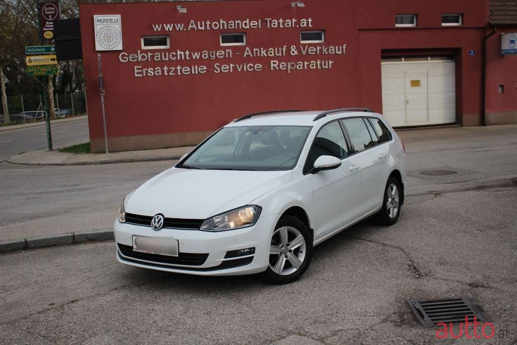 2016' Volkswagen Golf photo #1