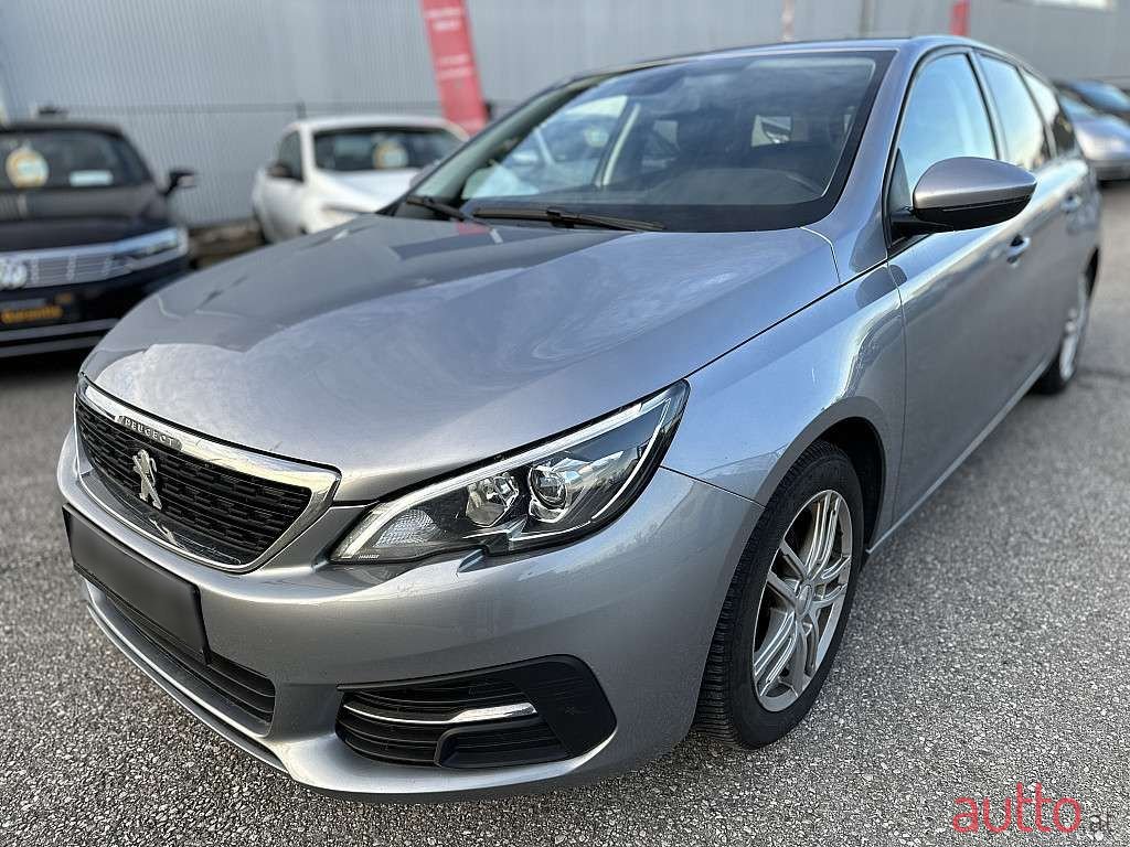 2019' Peugeot 308 photo #1