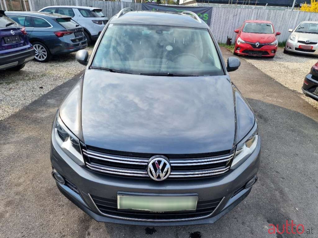 2014' Volkswagen Tiguan photo #5