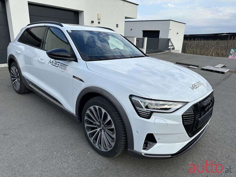 2020' Audi e-tron photo #4