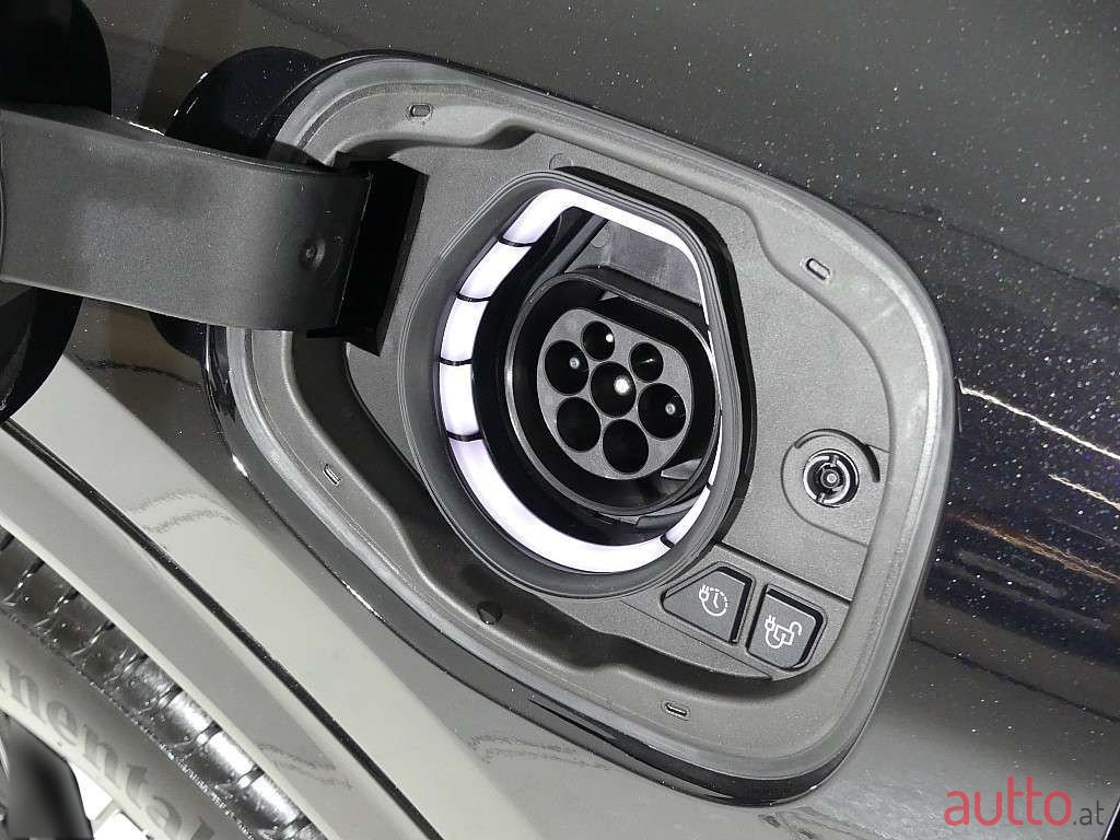 2023' Ford Kuga photo #4