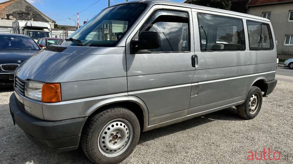 1994' Volkswagen T4 photo #2