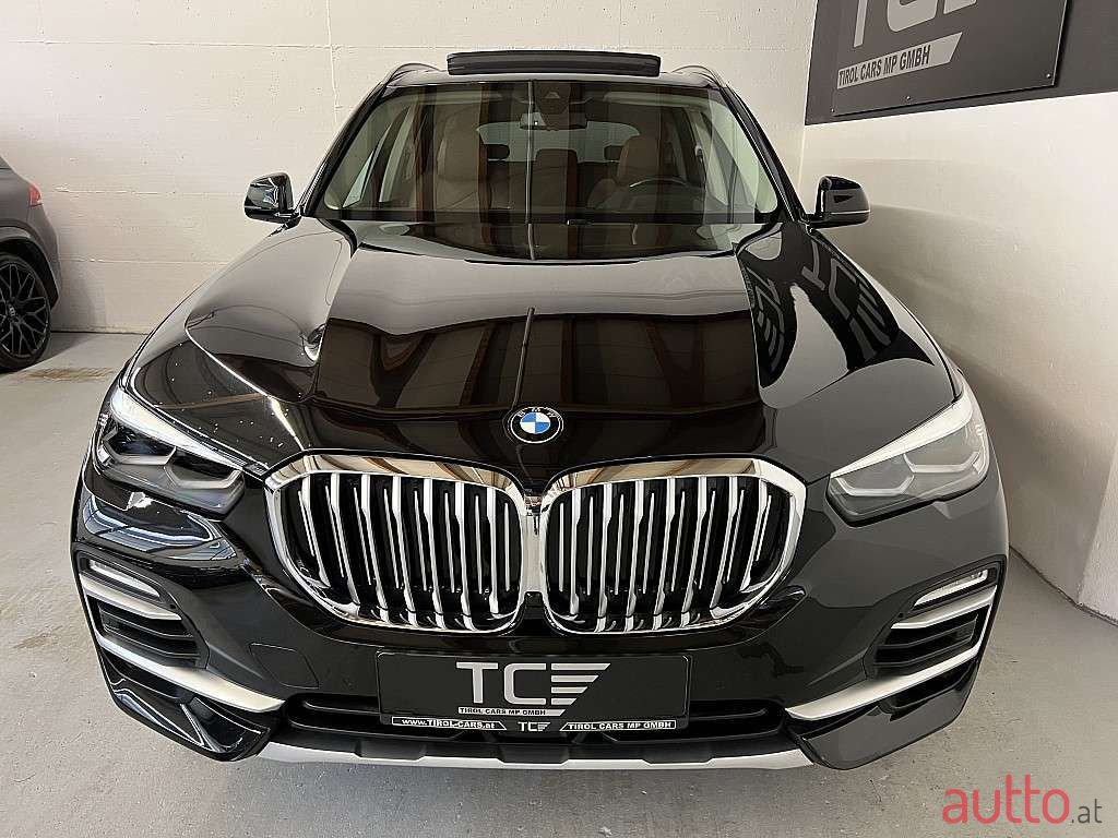2019' BMW X5 photo #3