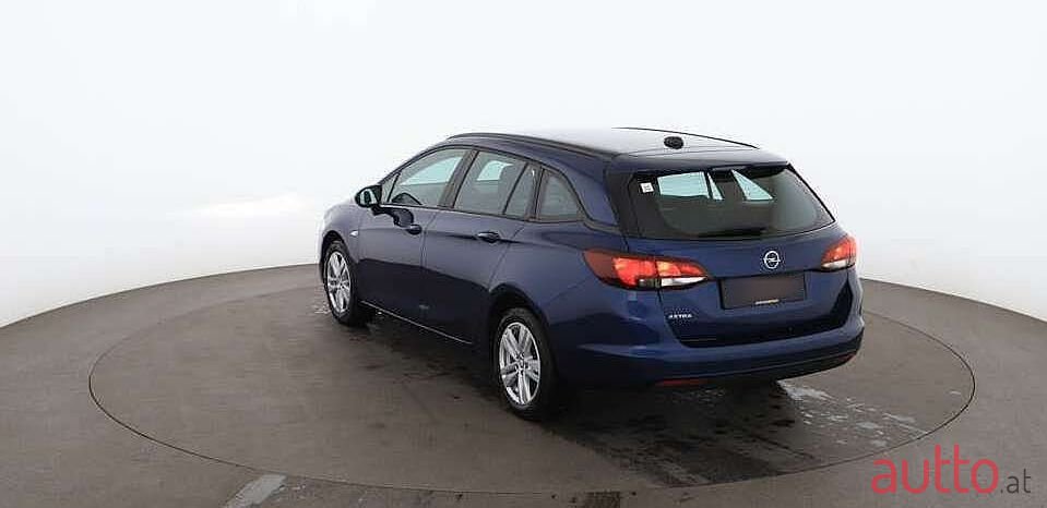 2021' Opel Astra photo #4