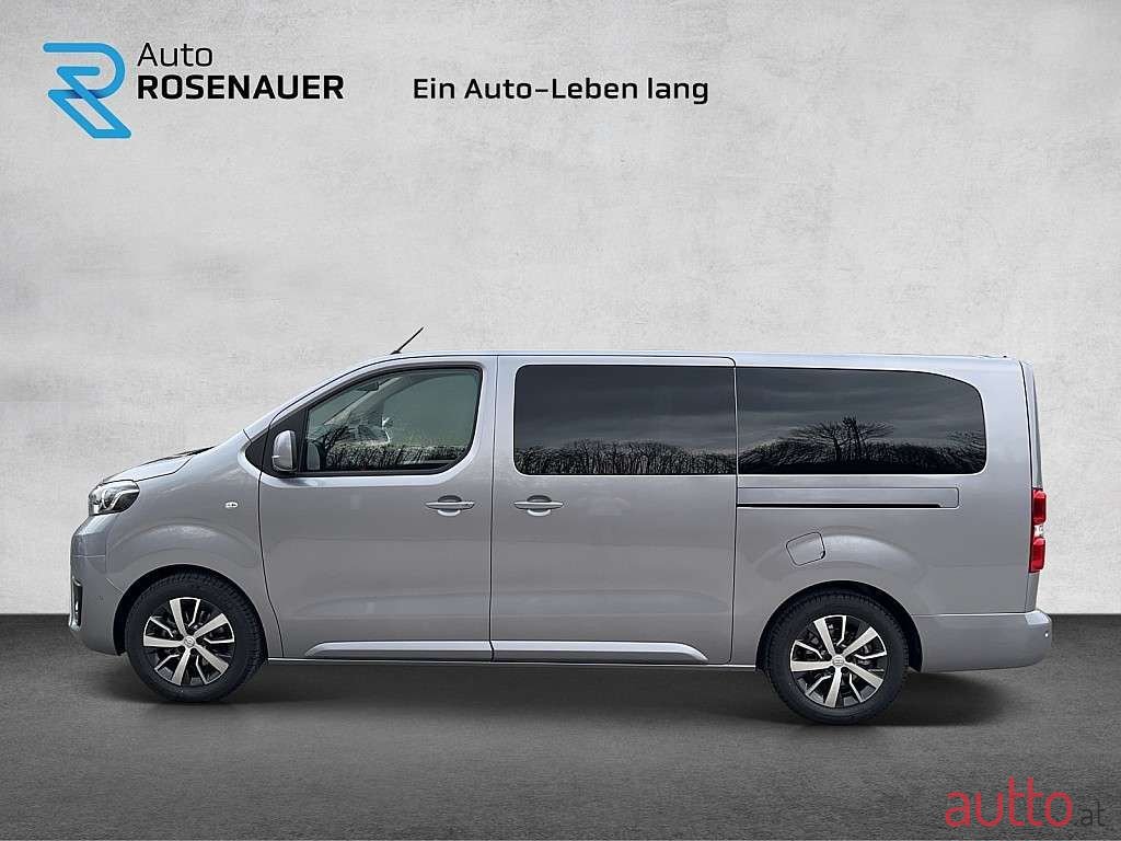 2023' Toyota ProAce photo #6