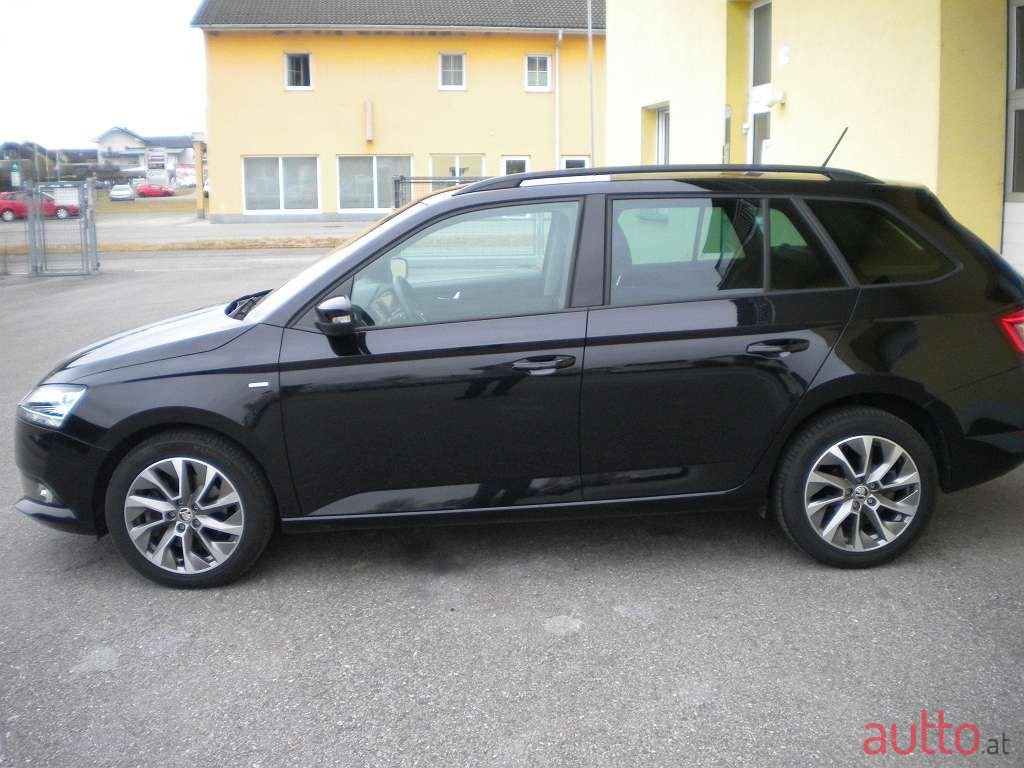 2022' Skoda Fabia photo #3