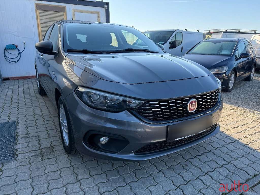 2016' Fiat Tipo photo #3